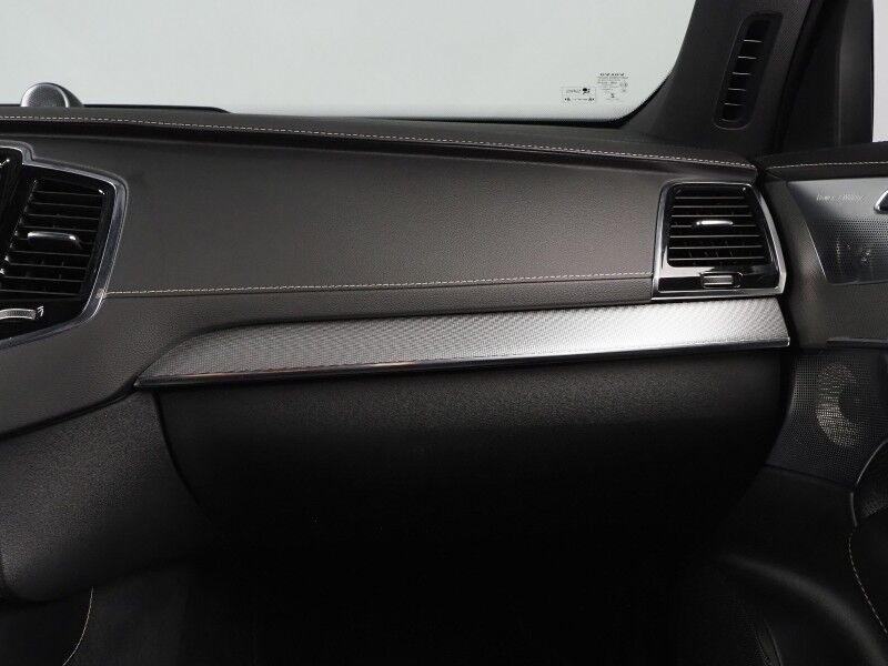 2022 Volvo XC90 Recharge Plug-In Hybrid AWD R-Design *HEADS-UP DISPLAY, NAVIGATION, ADAPTIVE CRUISE, SAFETY ALERTS, 360 CAMERAS, PANO MOONROOF, NAPPA LEATHER, HEATED SEATS/STEERING, 22 INCH WHEELS, BOWERS & WILKINS Round Rock TX