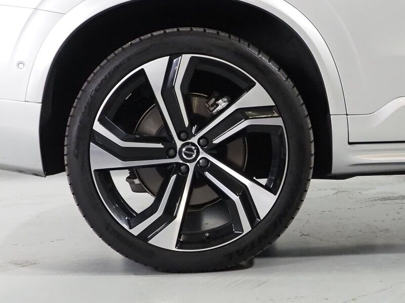 2022 Volvo XC90 Recharge Plug-In Hybrid AWD R-Design *HEADS-UP DISPLAY, NAVIGATION, ADAPTIVE CRUISE, SAFETY ALERTS, 360 CAMERAS, PANO MOONROOF, NAPPA LEATHER, HEATED SEATS/STEERING, 22 INCH WHEELS, BOWERS & WILKINS Round Rock TX