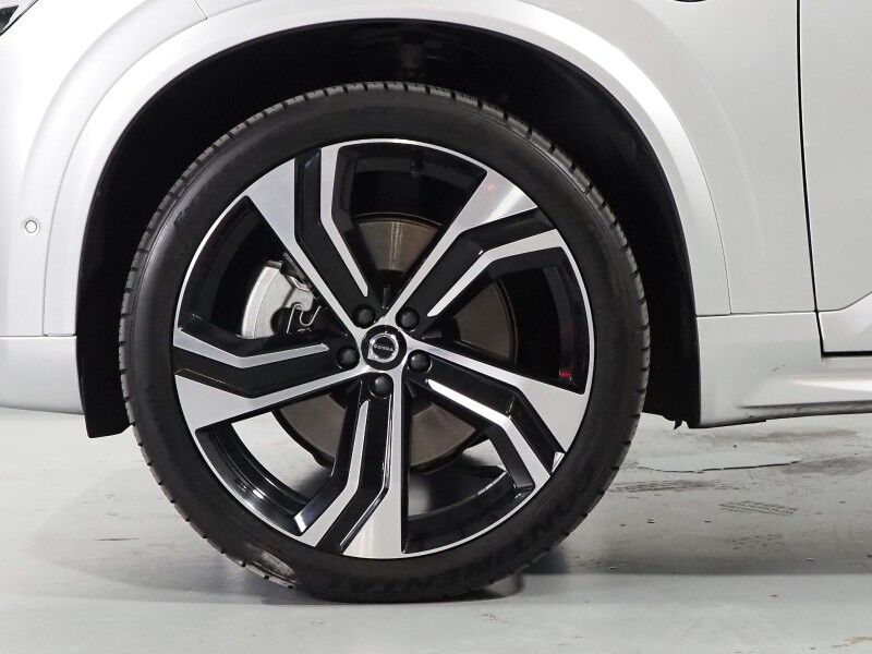 2022 Volvo XC90 Recharge Plug-In Hybrid AWD R-Design *HEADS-UP DISPLAY, NAVIGATION, ADAPTIVE CRUISE, SAFETY ALERTS, 360 CAMERAS, PANO MOONROOF, NAPPA LEATHER, HEATED SEATS/STEERING, 22 INCH WHEELS, BOWERS & WILKINS Round Rock TX