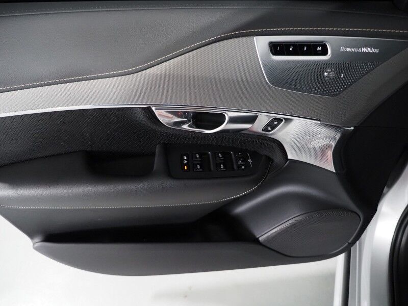 2022 Volvo XC90 Recharge Plug-In Hybrid AWD R-Design *HEADS-UP DISPLAY, NAVIGATION, ADAPTIVE CRUISE, SAFETY ALERTS, 360 CAMERAS, PANO MOONROOF, NAPPA LEATHER, HEATED SEATS/STEERING, 22 INCH WHEELS, BOWERS & WILKINS Round Rock TX