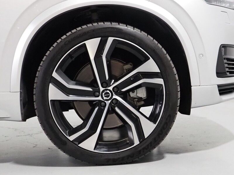 2022 Volvo XC90 Recharge Plug-In Hybrid AWD R-Design *HEADS-UP DISPLAY, NAVIGATION, ADAPTIVE CRUISE, SAFETY ALERTS, 360 CAMERAS, PANO MOONROOF, NAPPA LEATHER, HEATED SEATS/STEERING, 22 INCH WHEELS, BOWERS & WILKINS Round Rock TX