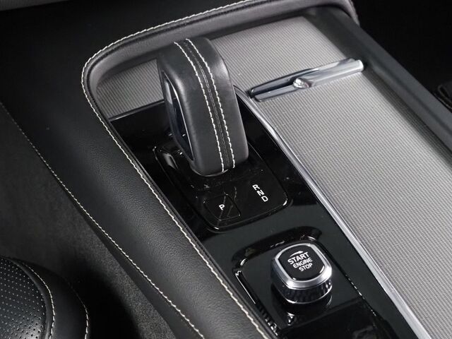 2022 Volvo XC90 Recharge Plug-In Hybrid AWD R-Design *HEADS-UP DISPLAY, NAVIGATION, ADAPTIVE CRUISE, SAFETY ALERTS, 360 CAMERAS, PANO MOONROOF, NAPPA LEATHER, HEATED SEATS/STEERING, BOWERS & WILKINS, 22 INCH WHEELS Round Rock TX