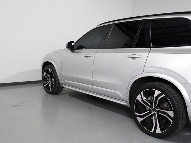 2022 Volvo XC90 Recharge Plug-In Hybrid AWD R-Design *HEADS-UP DISPLAY, NAVIGATION, ADAPTIVE CRUISE, SAFETY ALERTS, 360 CAMERAS, PANO MOONROOF, NAPPA LEATHER, HEATED SEATS/STEERING, BOWERS & WILKINS, 22 INCH WHEELS Round Rock TX