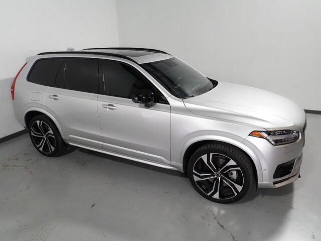 2022 Volvo XC90 Recharge Plug-In Hybrid AWD R-Design *HEADS-UP DISPLAY, NAVIGATION, ADAPTIVE CRUISE, SAFETY ALERTS, 360 CAMERAS, PANO MOONROOF, NAPPA LEATHER, HEATED SEATS/STEERING, BOWERS & WILKINS, 22 INCH WHEELS Round Rock TX