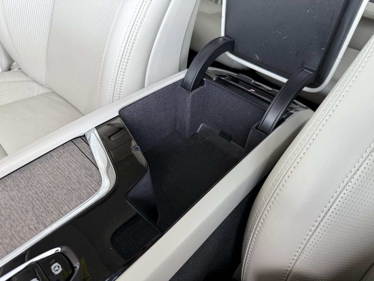 2022 Volvo XC90 Recharge Plug-In Hybrid Inscription Knoxville TN