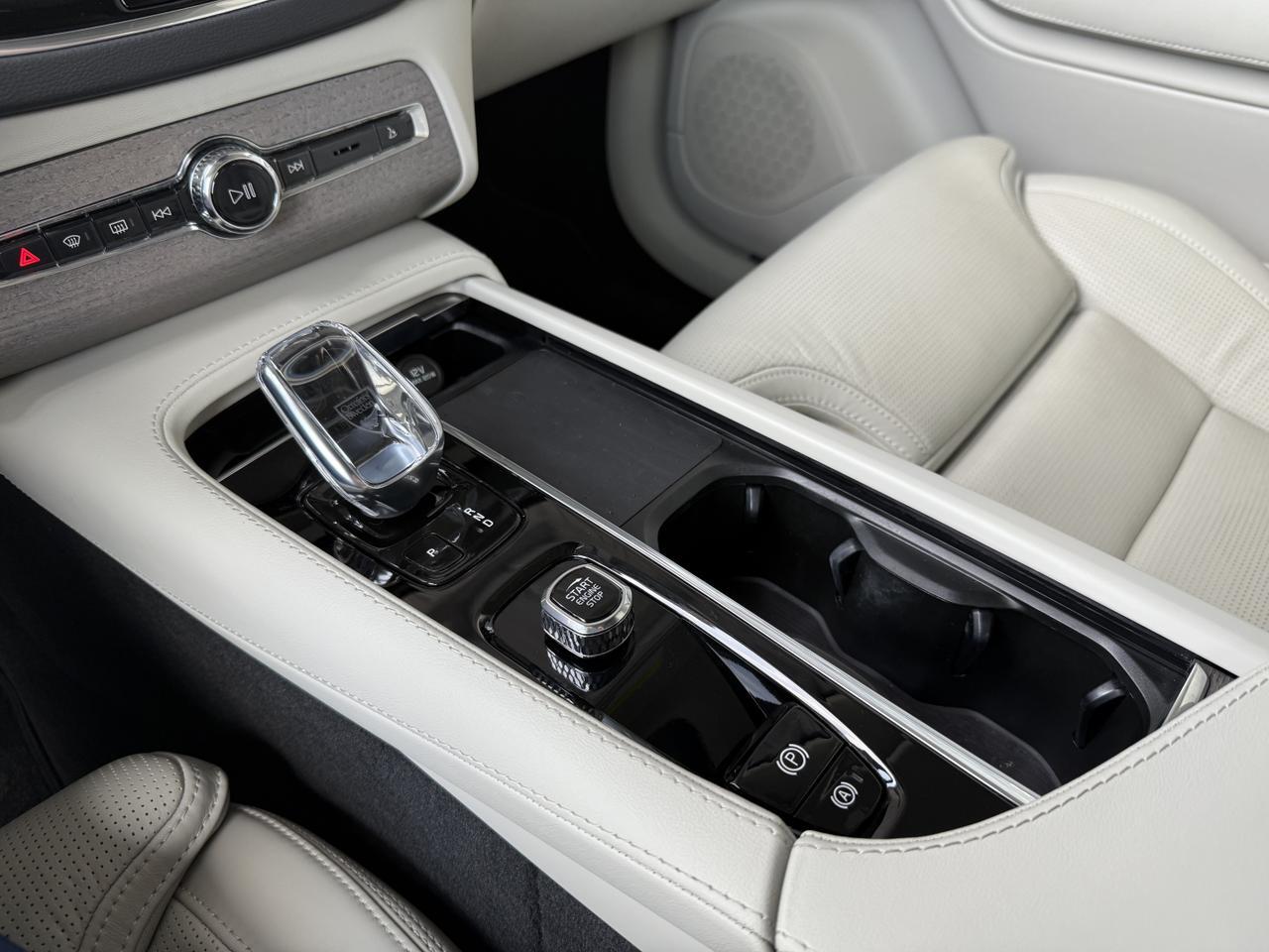 2022 Volvo XC90 Recharge Plug-In Hybrid Inscription Knoxville TN