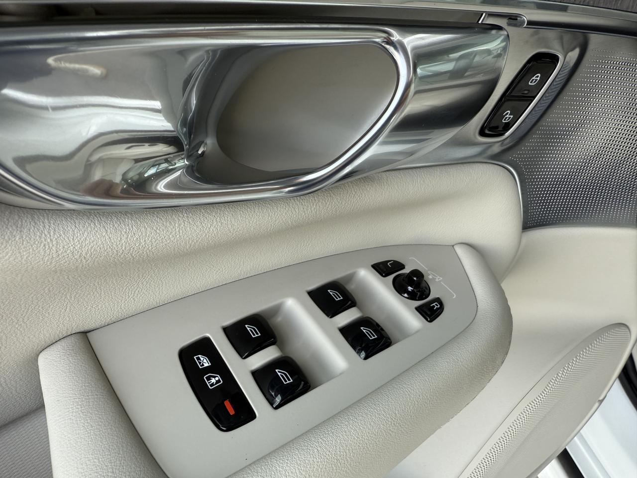 2022 Volvo XC90 Recharge Plug-In Hybrid Inscription Knoxville TN