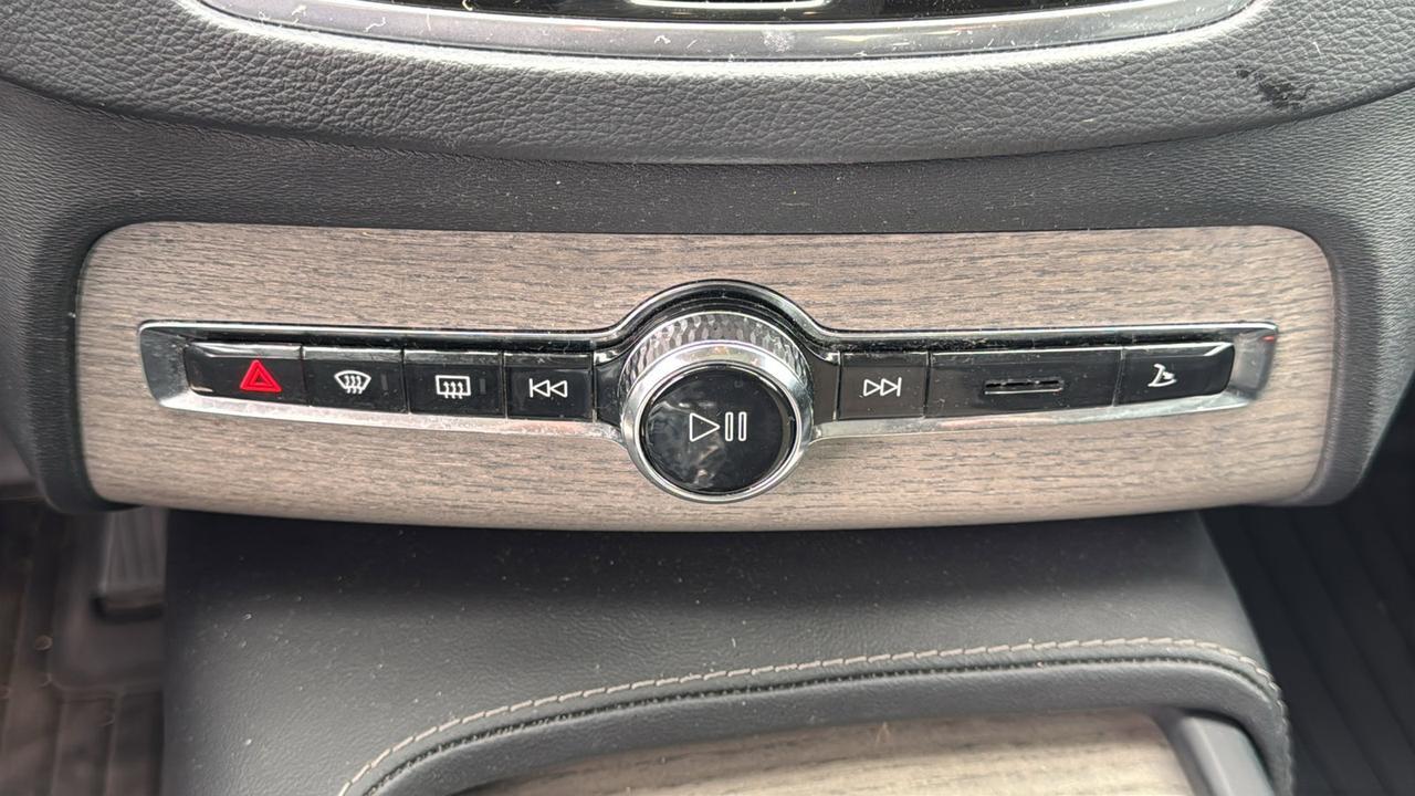 2022 Volvo XC90 Recharge Plug-In Hybrid Inscription  Selma TX