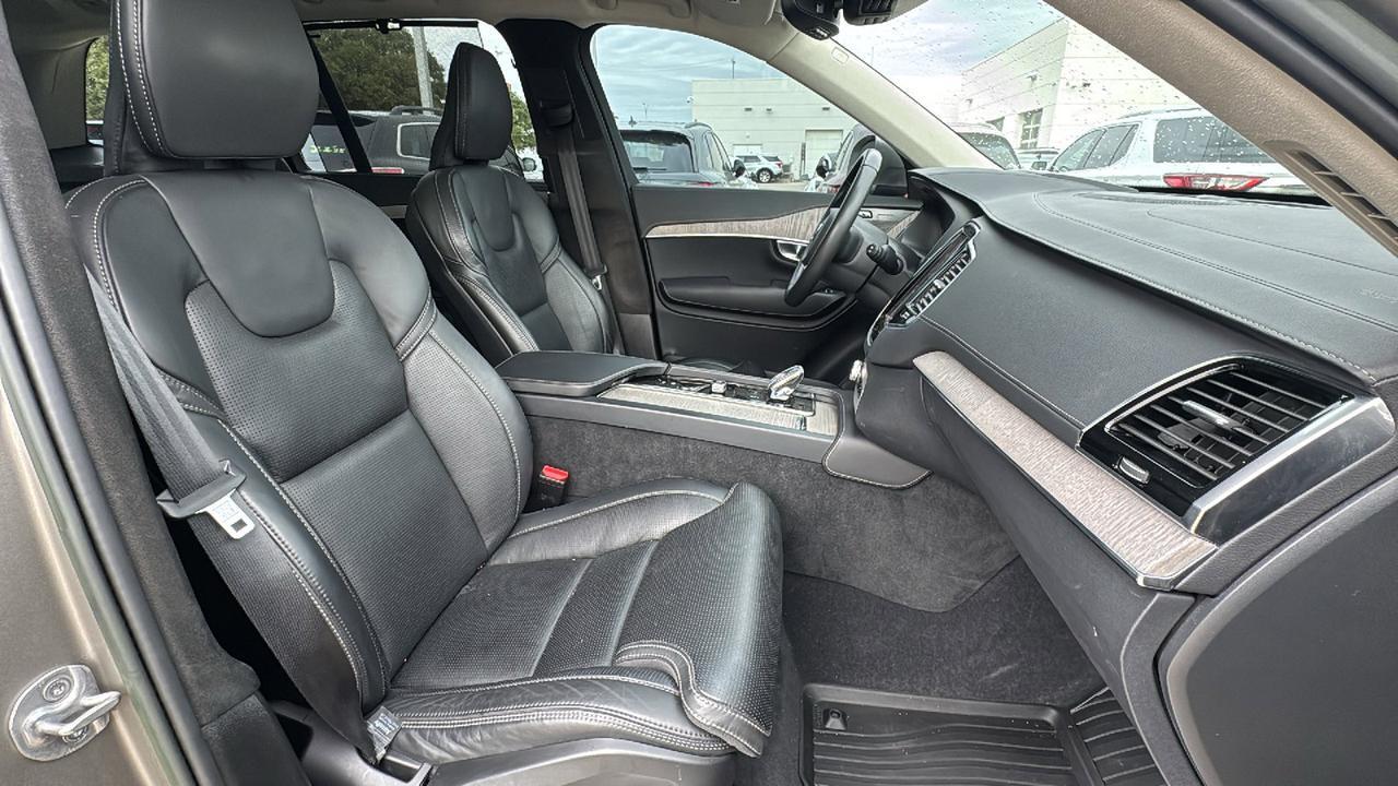 2022 Volvo XC90 Recharge Plug-In Hybrid Inscription  Selma TX