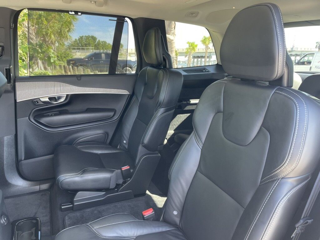 2022 Volvo XC90 Recharge Plug-In Hybrid Inscription~EXCELLENT CONDITION~ADAPTIVE CRUISE CONTROL~ALUMINUM ROOF RAILS~BLIND SPOT WARNING~CRASH SENSORS~DRIVER ASSISTANCE PACKAGE~HEATED SEATS~KEYLESS ENTRY~PREMIUM LEATHER SEATS~REMOTE ENGINE START~SURROUND VIEW CAMERA Sarasota FL