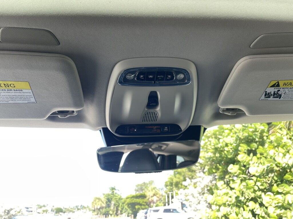 2022 Volvo XC90 Recharge Plug-In Hybrid Inscription~EXCELLENT CONDITION~ADAPTIVE CRUISE CONTROL~ALUMINUM ROOF RAILS~BLIND SPOT WARNING~CRASH SENSORS~DRIVER ASSISTANCE PACKAGE~HEATED SEATS~KEYLESS ENTRY~PREMIUM LEATHER SEATS~REMOTE ENGINE START~SURROUND VIEW CAMERA Sarasota FL