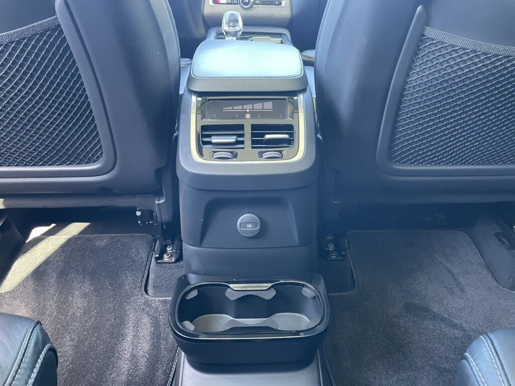 2022 Volvo XC90 Recharge Plug-In Hybrid Inscription~EXCELLENT CONDITION~ADAPTIVE CRUISE CONTROL~ALUMINUM ROOF RAILS~BLIND SPOT WARNING~CRASH SENSORS~DRIVER ASSISTANCE PACKAGE~HEATED SEATS~KEYLESS ENTRY~PREMIUM LEATHER SEATS~REMOTE ENGINE START~SURROUND VIEW CAMERA Sarasota FL