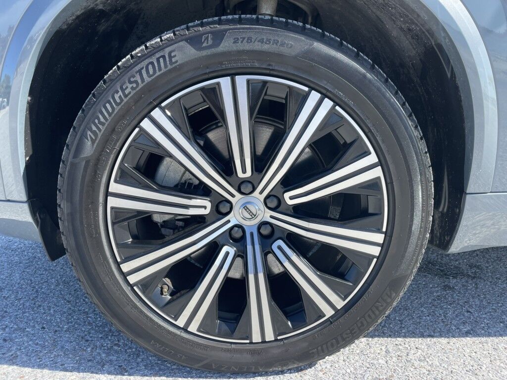 2022 Volvo XC90 Recharge Plug-In Hybrid Inscription~EXCELLENT CONDITION~ADAPTIVE CRUISE CONTROL~ALUMINUM ROOF RAILS~BLIND SPOT WARNING~CRASH SENSORS~DRIVER ASSISTANCE PACKAGE~HEATED SEATS~KEYLESS ENTRY~PREMIUM LEATHER SEATS~REMOTE ENGINE START~SURROUND VIEW CAMERA Sarasota FL