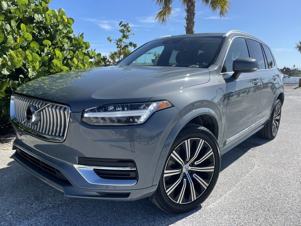 2022 Volvo XC90 Recharge Plug-In Hybrid Inscription~EXCELLENT CONDITION~ADAPTIVE CRUISE CONTROL~ALUMINUM ROOF RAILS~BLIND SPOT WARNING~CRASH SENSORS~DRIVER ASSISTANCE PACKAGE~HEATED SEATS~KEYLESS ENTRY~PREMIUM LEATHER SEATS~REMOTE ENGINE START~SURROUND VIEW CAMERA Sarasota FL