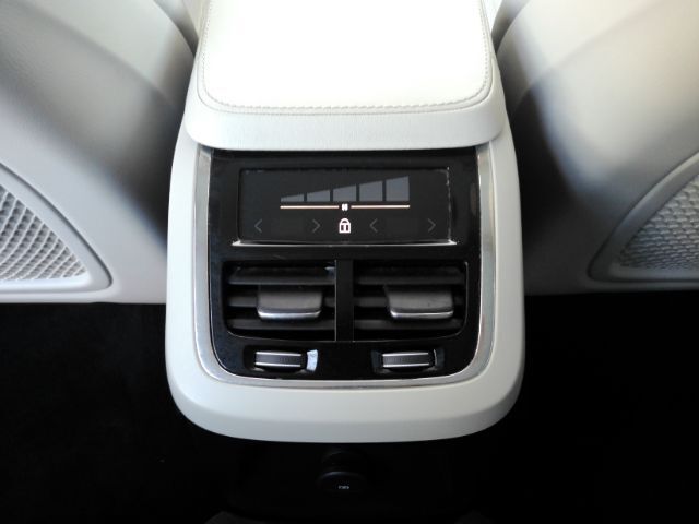 2022 Volvo XC90 Recharge Plug-In Hybrid T8 Inscription 6 Passenger Plano TX