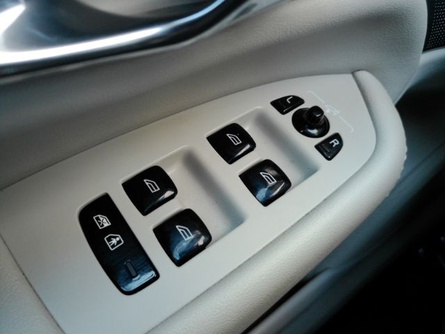 2022 Volvo XC90 Recharge Plug-In Hybrid T8 Inscription 6 Passenger Plano TX