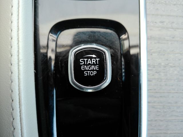 2022 Volvo XC90 Recharge Plug-In Hybrid T8 Inscription 6 Passenger Plano TX