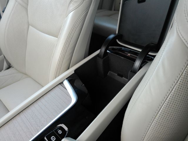 2022 Volvo XC90 Recharge Plug-In Hybrid T8 Inscription 6 Passenger Plano TX