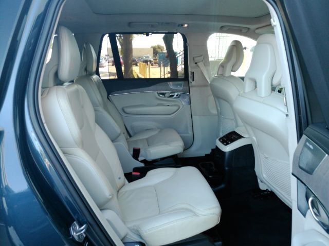 2022 Volvo XC90 Recharge Plug-In Hybrid T8 Inscription 6 Passenger Plano TX