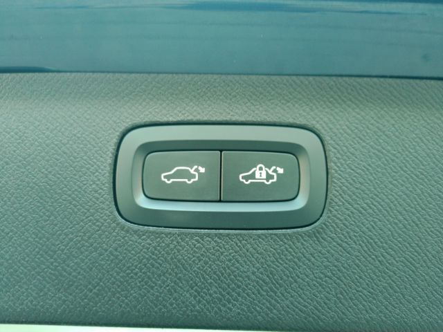 2022 Volvo XC90 Recharge Plug-In Hybrid T8 Inscription 6 Passenger Plano TX
