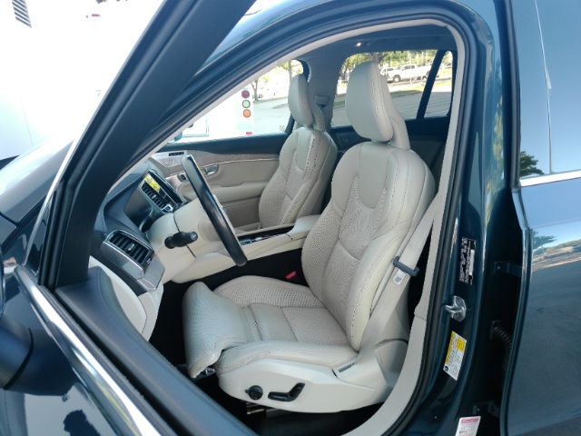 2022 Volvo XC90 Recharge Plug-In Hybrid T8 Inscription 6 Passenger Plano TX