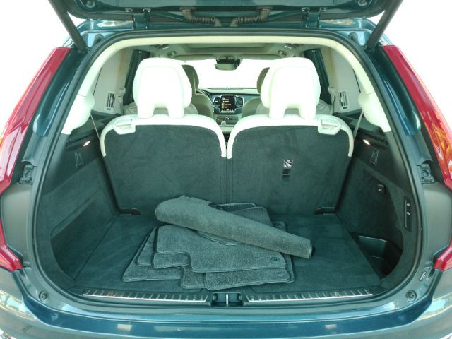 2022 Volvo XC90 Recharge Plug-In Hybrid T8 Inscription 6 Passenger Plano TX
