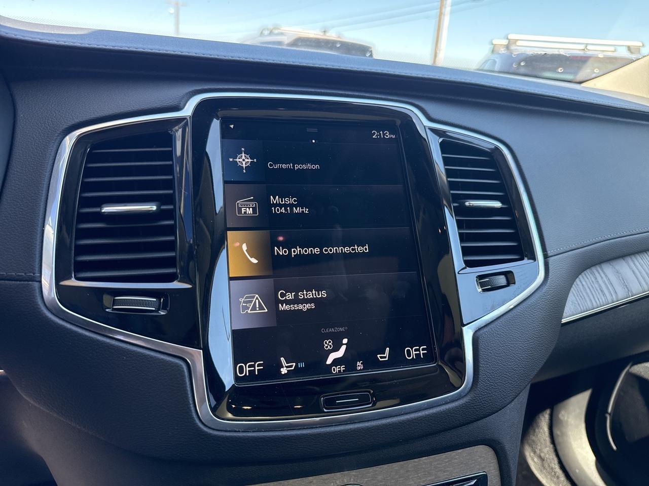 2022 Volvo XC90 Recharge Plug-In Hybrid T8 Inscription 6 Passenger Bend OR