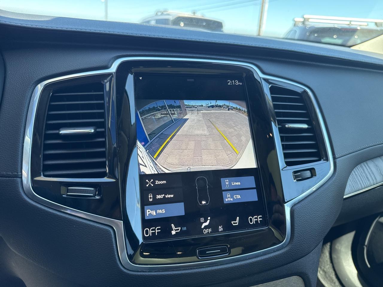2022 Volvo XC90 Recharge Plug-In Hybrid T8 Inscription 6 Passenger Bend OR