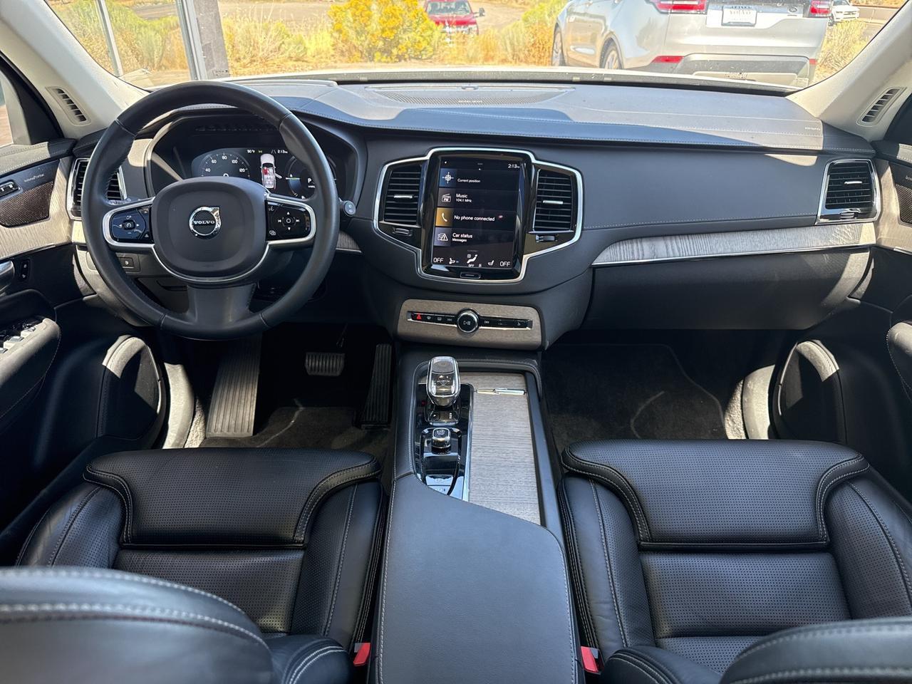 2022 Volvo XC90 Recharge Plug-In Hybrid T8 Inscription 6 Passenger Bend OR