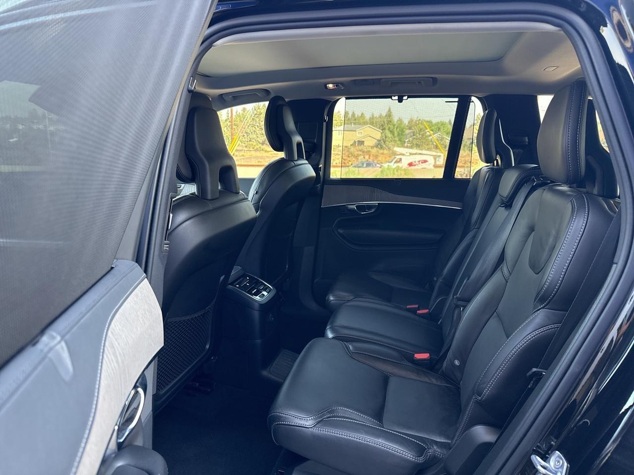 2022 Volvo XC90 Recharge Plug-In Hybrid T8 Inscription 7 Passenger Advanced Package Bend OR