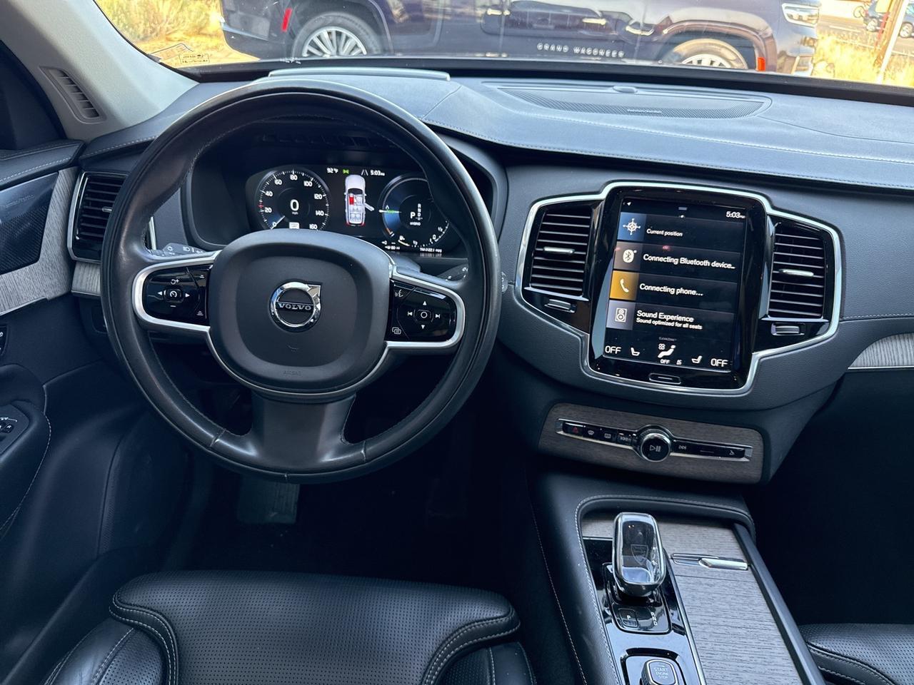 2022 Volvo XC90 Recharge Plug-In Hybrid T8 Inscription 7 Passenger Bend OR