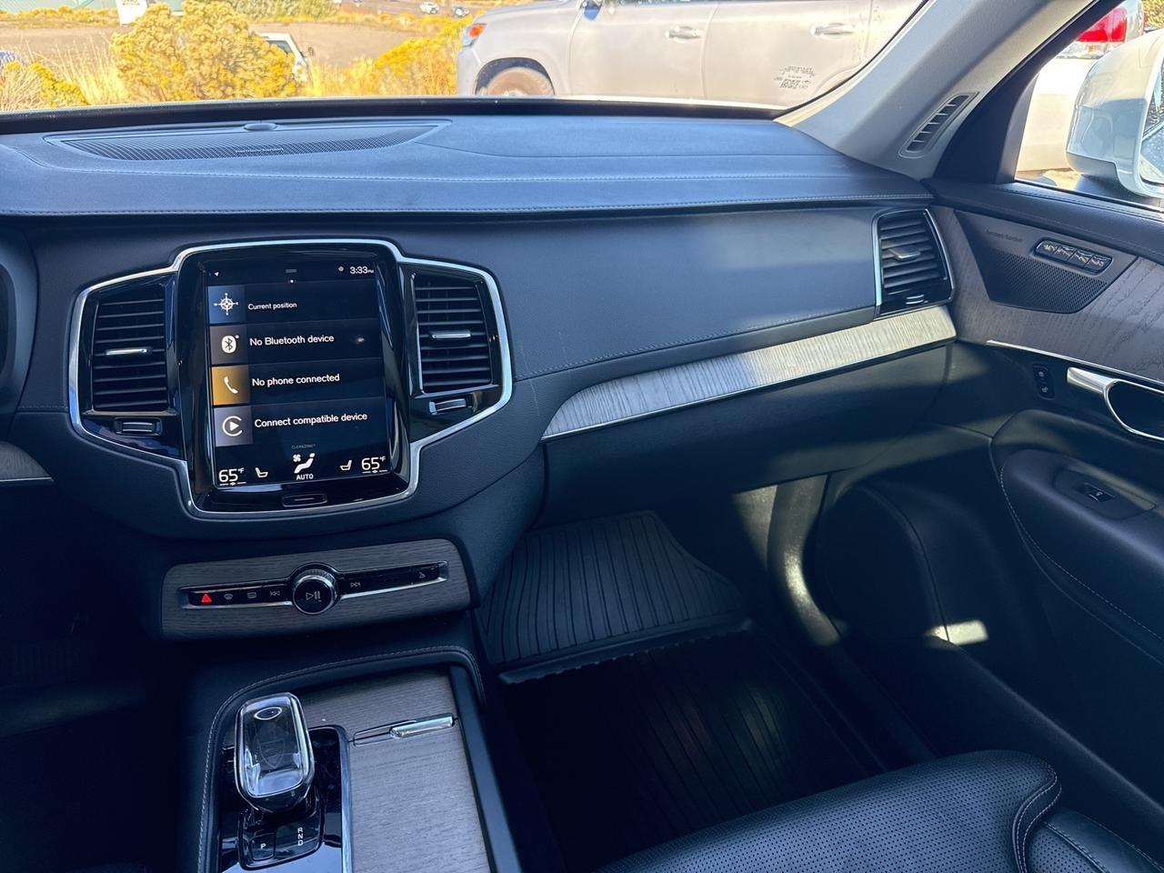 2022 Volvo XC90 Recharge Plug-In Hybrid T8 Inscription 7 Passenger Bend OR