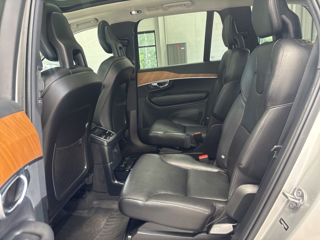 2022 Volvo XC90 Recharge Plug-In Hybrid T8 Inscription Expression AWD 6 Passenger Fond du Lac WI