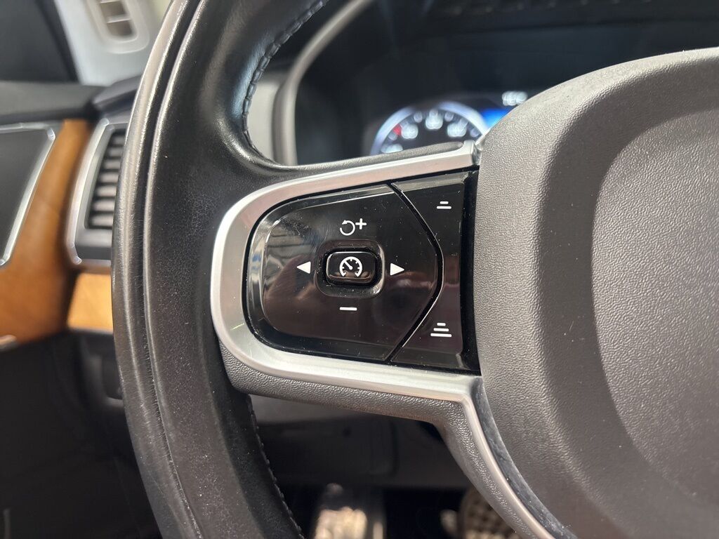2022 Volvo XC90 Recharge Plug-In Hybrid T8 Inscription Expression AWD 6 Passenger Fond du Lac WI