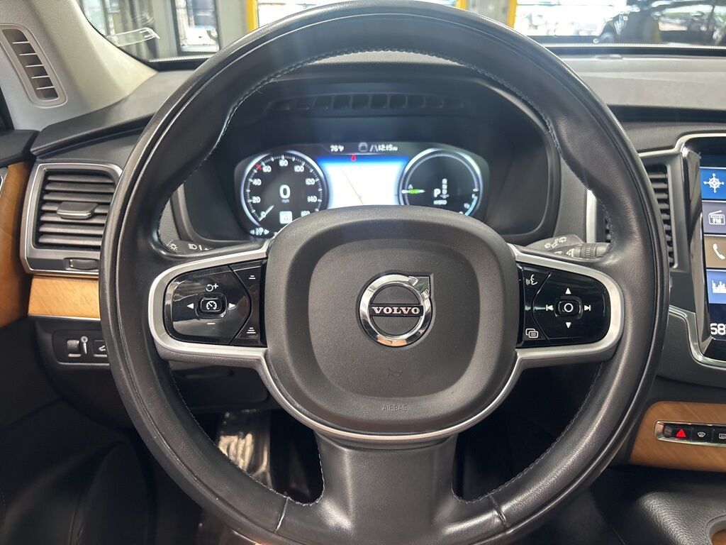 2022 Volvo XC90 Recharge Plug-In Hybrid T8 Inscription Expression AWD 6 Passenger Fond du Lac WI