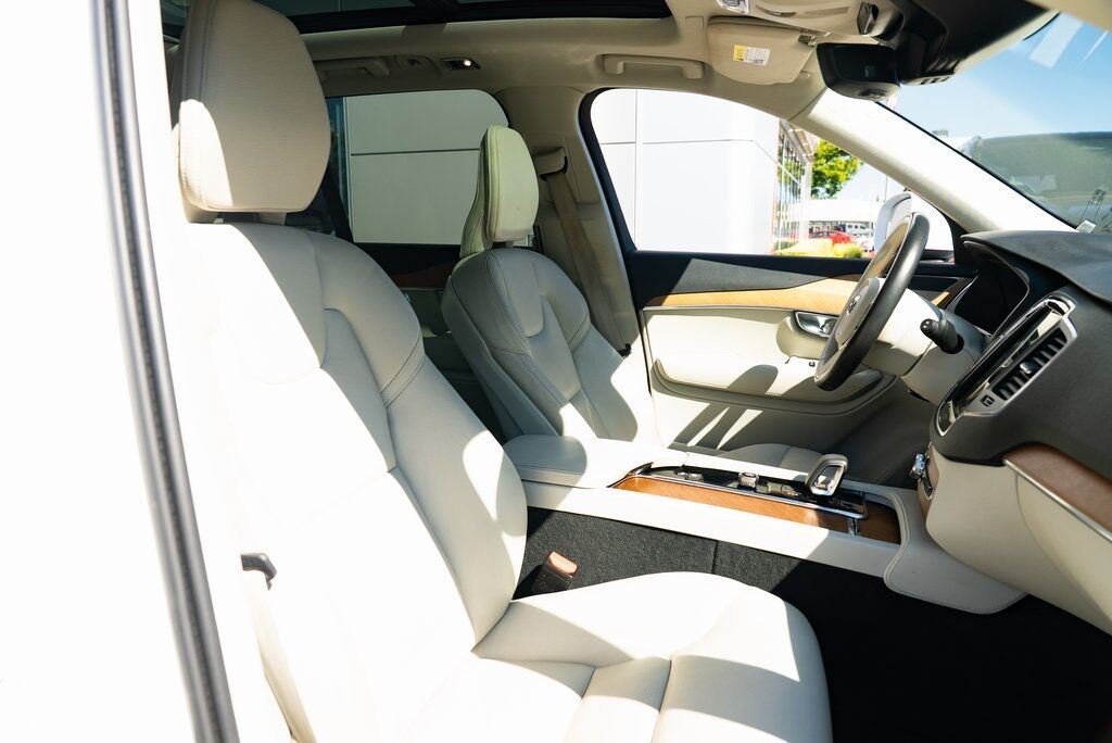 2022 Volvo XC90 Recharge Plug-In Hybrid T8 Inscription Expression Extended Range 6P Beaverton OR