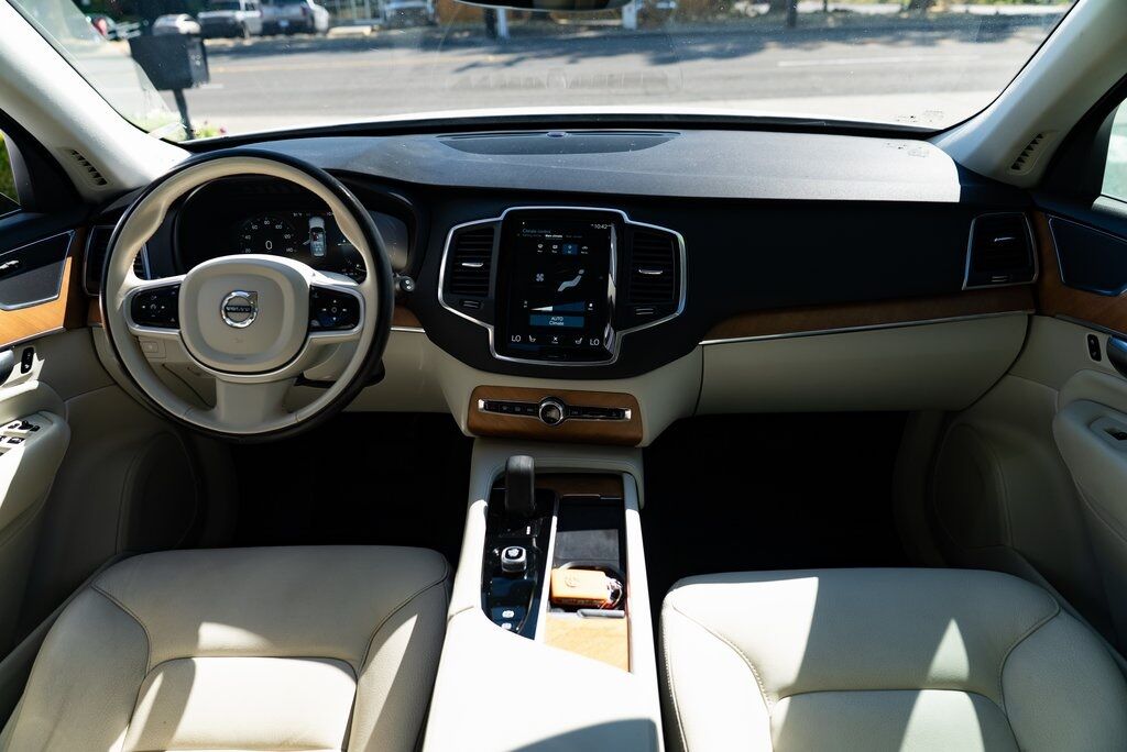2022 Volvo XC90 Recharge Plug-In Hybrid T8 Inscription Expression Extended Range 6P Beaverton OR