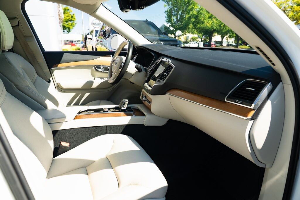2022 Volvo XC90 Recharge Plug-In Hybrid T8 Inscription Expression Extended Range 6P Beaverton OR