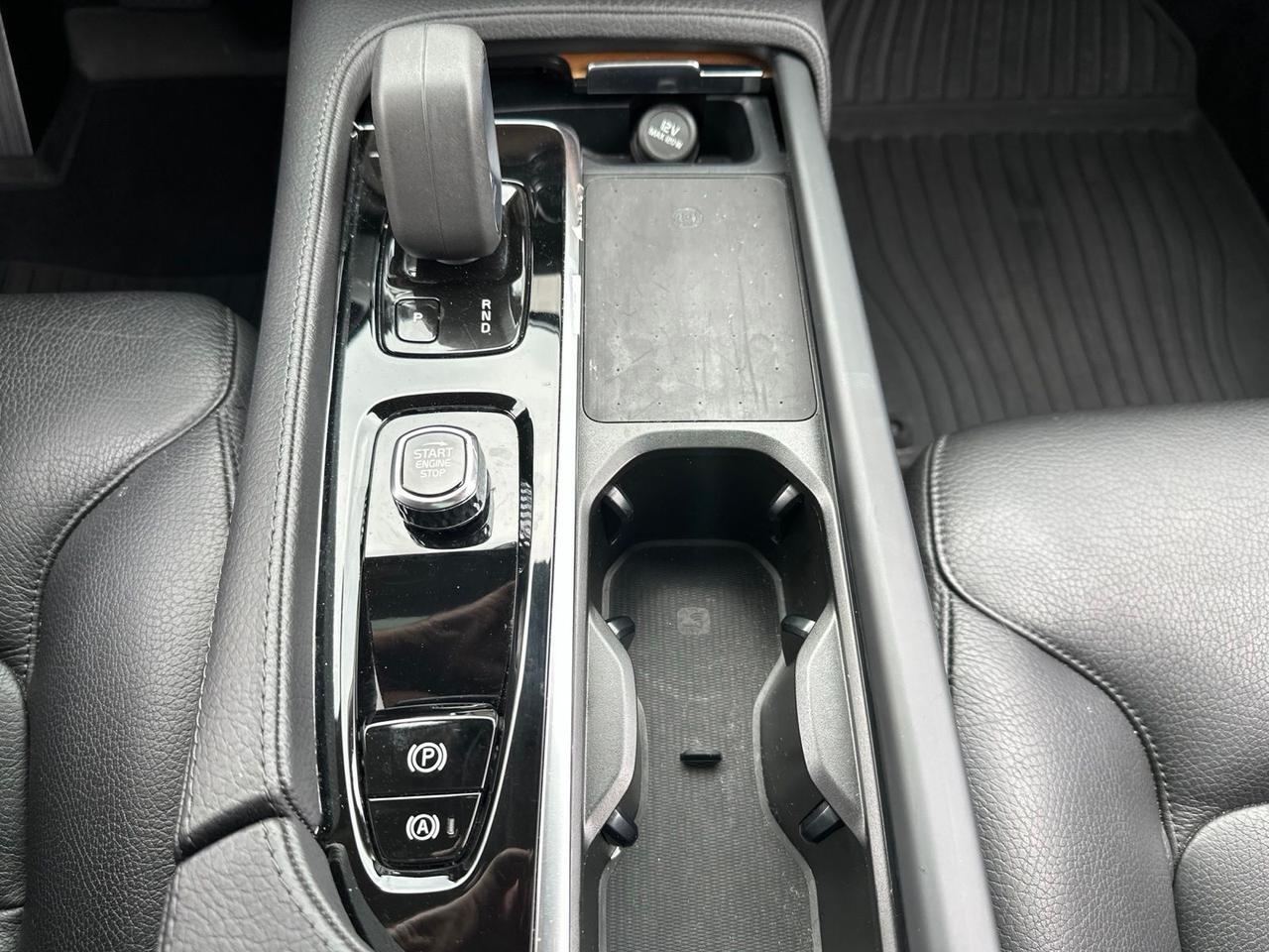 2022 Volvo XC90 Recharge Plug-In Hybrid T8 Inscription Expression Extended Range 6P Chantilly VA