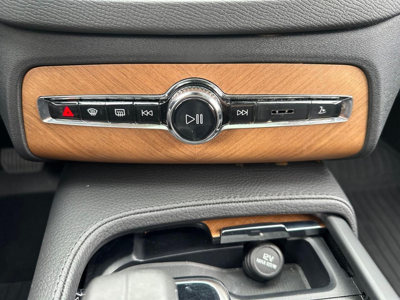 2022 Volvo XC90 Recharge Plug-In Hybrid T8 Inscription Expression Extended Range 6P Chantilly VA
