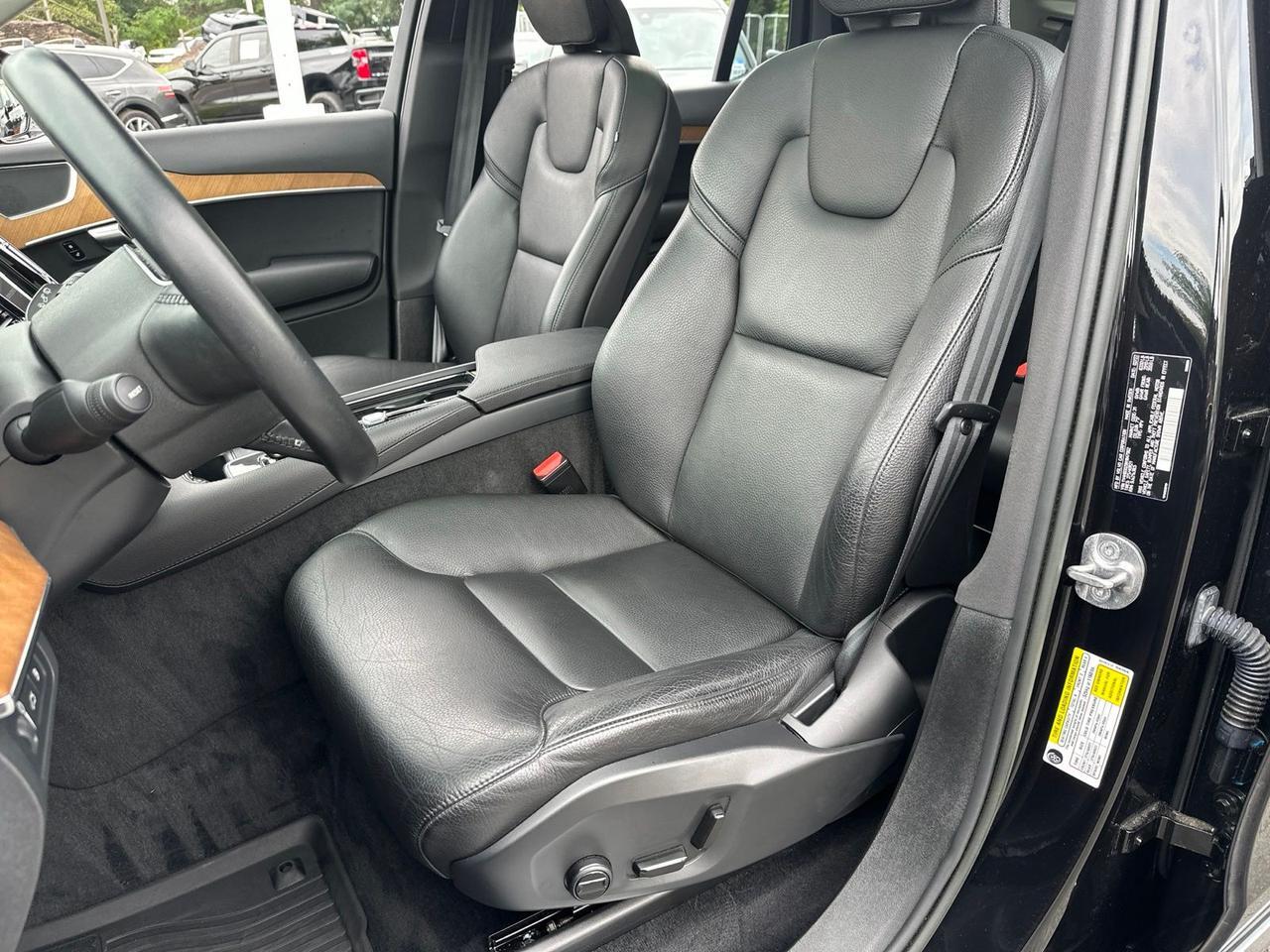 2022 Volvo XC90 Recharge Plug-In Hybrid T8 Inscription Expression Extended Range 6P Chantilly VA