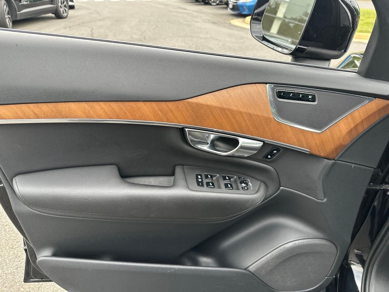 2022 Volvo XC90 Recharge Plug-In Hybrid T8 Inscription Expression Extended Range 6P Chantilly VA