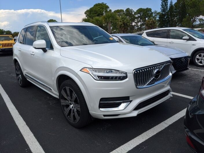 2022 Volvo XC90 Recharge Plug-In Hybrid T8 Inscription Expression Extended Range 7P Oshkosh WI