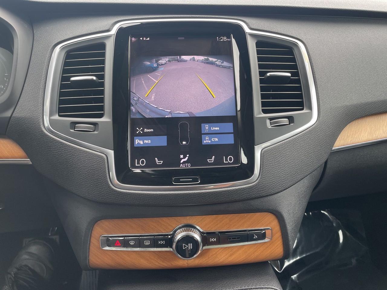 2022 Volvo XC90 Recharge Plug-In Hybrid T8 Inscription Expression Extended Range 7P Springfield VA