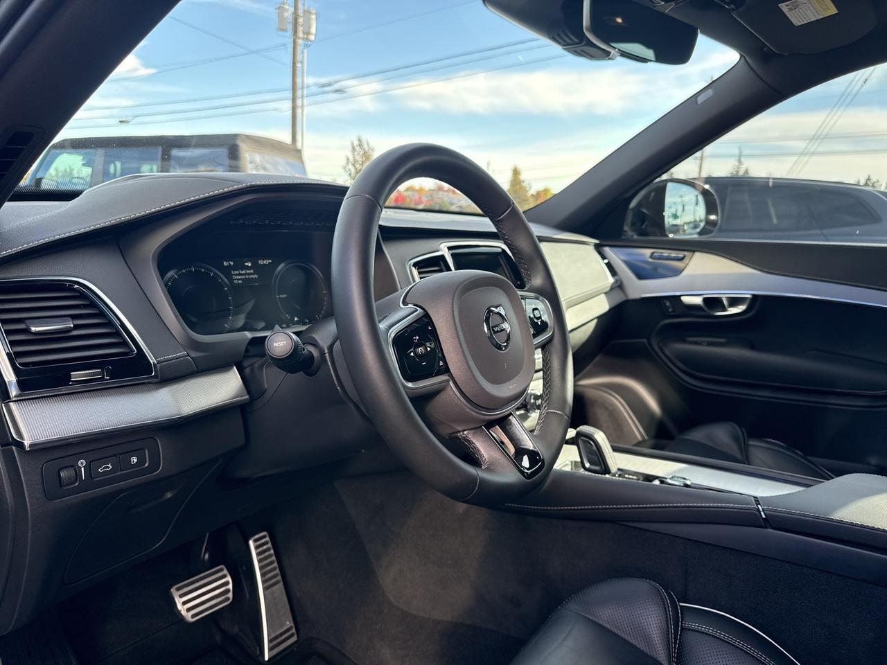 2022 Volvo XC90 Recharge Plug-In Hybrid T8 R-Design Extended Range 7P Bend OR