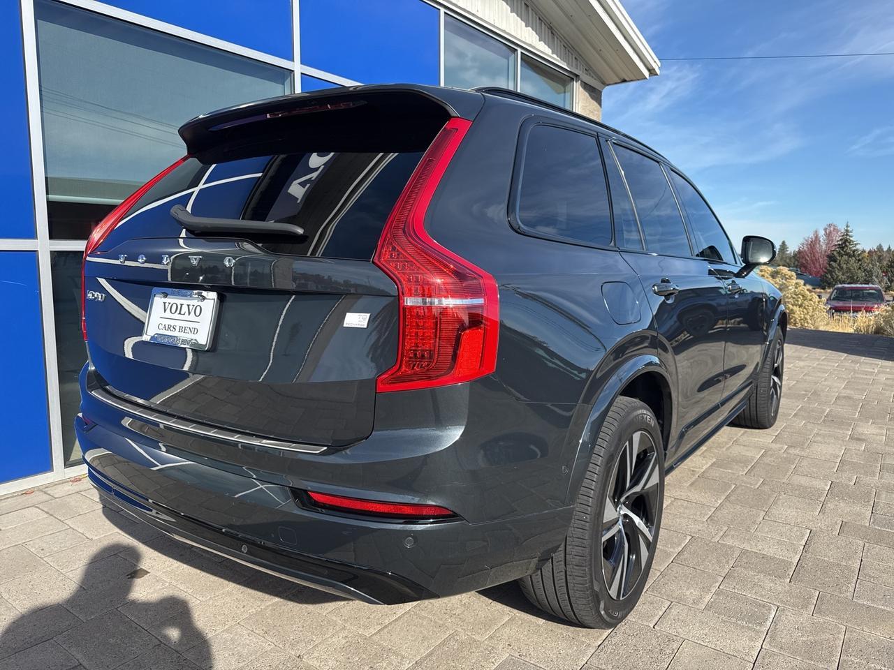 2022 Volvo XC90 Recharge Plug-In Hybrid T8 R-Design Extended Range 7P Bend OR