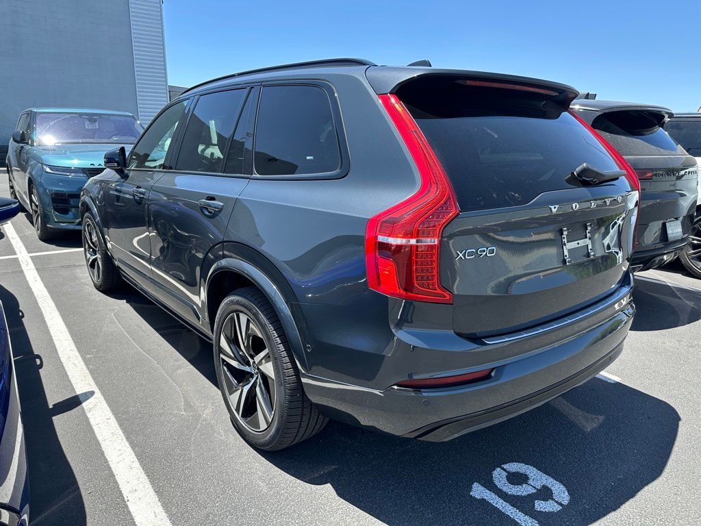 2022 Volvo XC90 Recharge Plug-In Hybrid T8 R-Design Extended Range 7P Tucson AZ