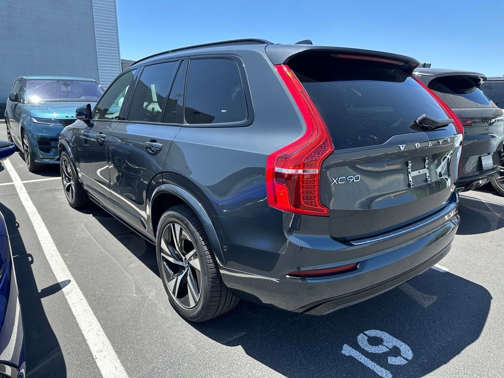 2022 Volvo XC90 Recharge Plug-In Hybrid T8 R-Design Extended Range 7P Tucson AZ