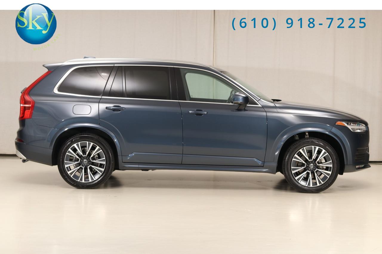2022 Volvo XC90 T5 Momentum 7-PASSENGER West Chester PA