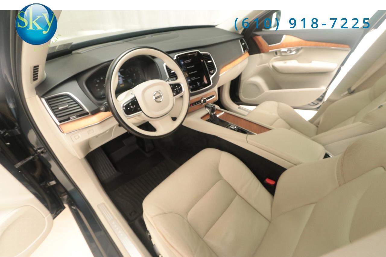 2022 Volvo XC90 T5 Momentum 7-PASSENGER West Chester PA